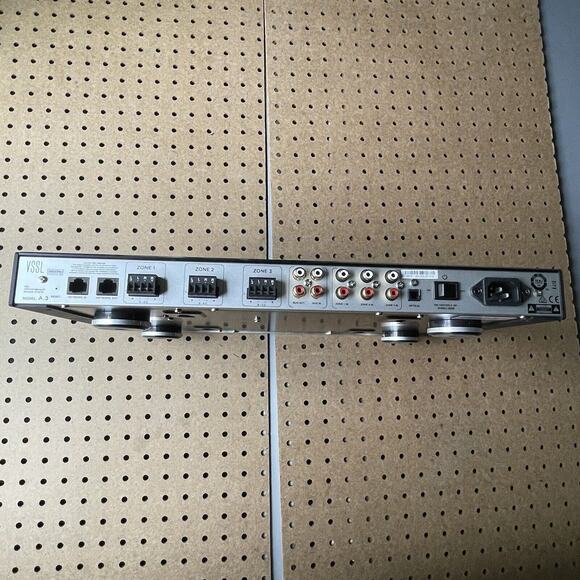 VSSL A.3 6-Channel, 3 Zone, Audio Streaming Amplifier, Compatible with AirPlay - Picture 7 of 13